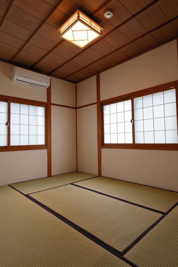 Guesthouse Iwase Toyama Station Exteriér fotografie